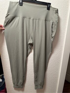 Ladies Nike joggers size XXL